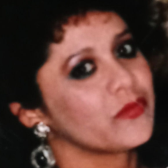 Meet your Posher, Luz - Picture 1 of 1